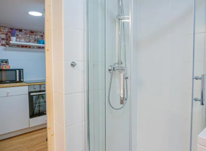 Cosy Gallery Flat In Akacfa St. Apartament *