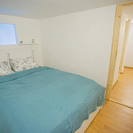 Cosy Gallery Flat In Akacfa St. * Budapest